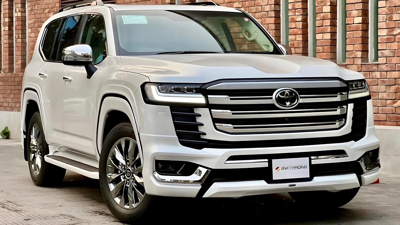 Toyota Land Cruiser V8 (LC300)